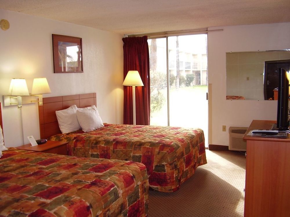 Vacation Inn Phoenix Pokoj fotografie