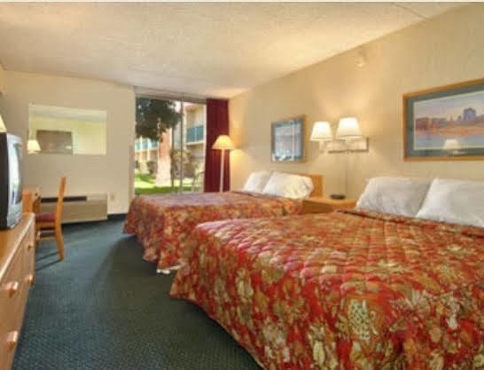 Vacation Inn Phoenix Pokoj fotografie